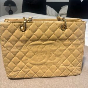 Chanel Caviar Quilted Grand Shopping Tote GST Beige Clair GHW